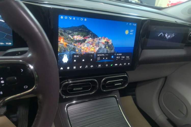 Used Leapmotor C11 2023 Pure Electric 500 Smart Edition Audio And AC Panel