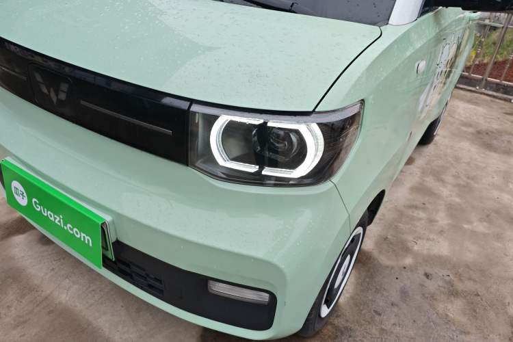 Used Wuling Hongguang MINIEV 2022 Macaron Fashion Model Lithium Iron Phosphate Left Front Headlight