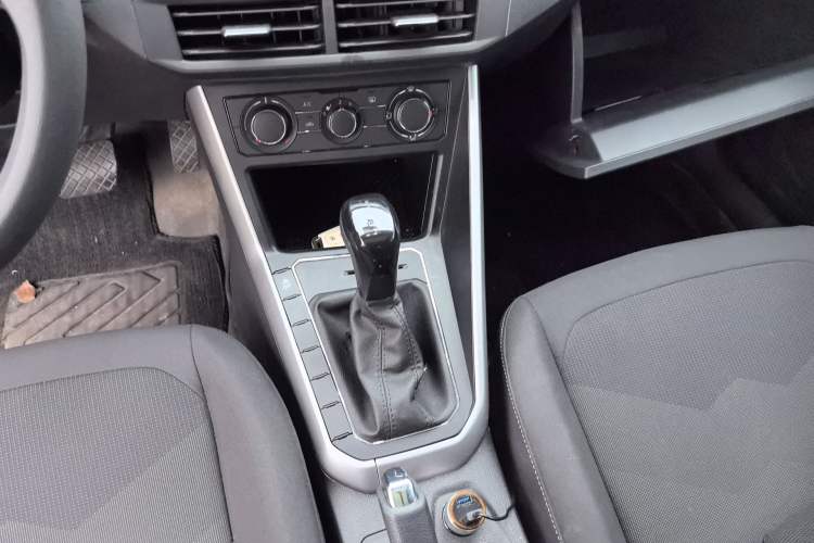 Used Volkswagen Polo 2019 Plus 1.5L Automatic Panoramic Enjoyment Edition Gear Lever