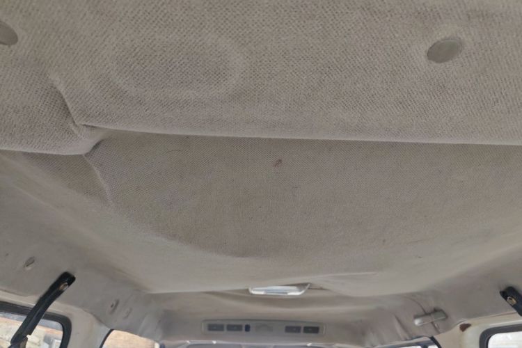 Used Wuling Zhengcheng 2015 1.8L Comfort Model LJ479QE2 Headliner