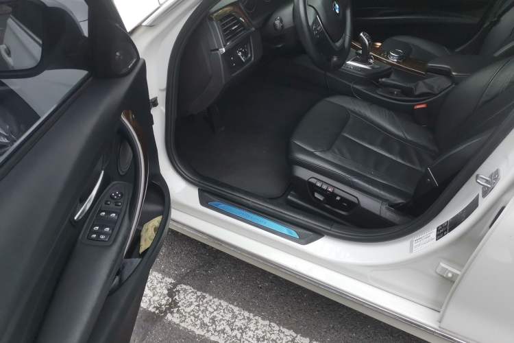 Used BMW 3 Series 2015 328Li xDrive Luxury Design Package
