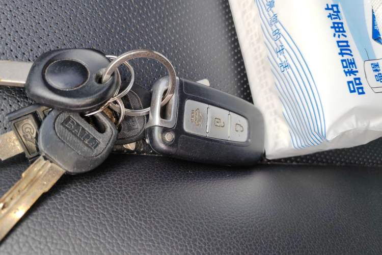 Used Kia K2 2011 Sedan 1.6L Automatic Transmission Premium