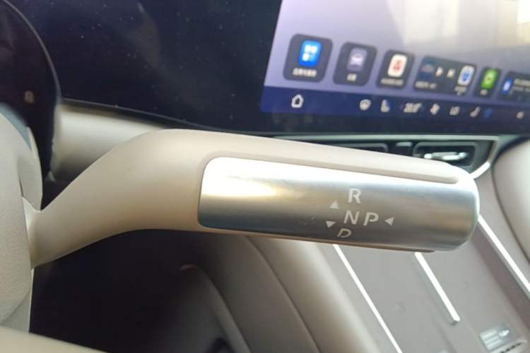 Used Hima AITO M9 2025 Extended-Range Ultra Version 52 kWh 5-Seater Edition
