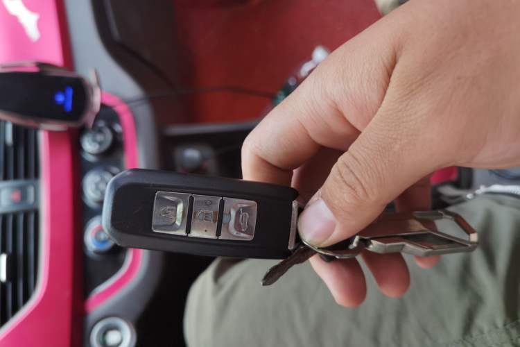 Used Baojun 310W 2017 1.5L Manual Luxury Edition China V