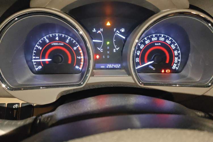 Used Toyota Highlander 2012 2.7L Two-Wheel Drive 7-Seater Luxury Edition
