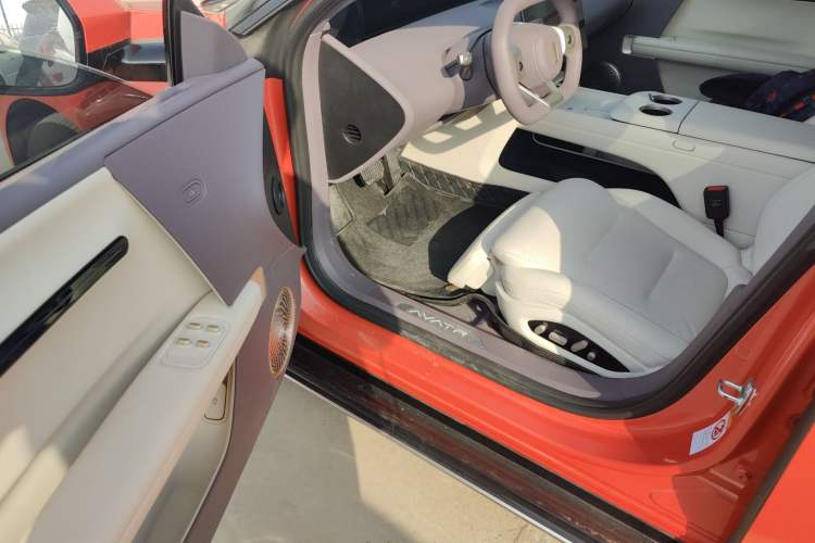 Used Avatr 06 2025 Pro Range-Extended Edition