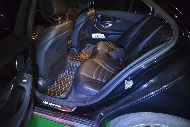 Used Mercedes-Benz C-Class 2015 Facelift C 200 L Left Rear Seat