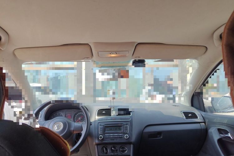 Used Volkswagen Polo 2011 1.6L Automatic ZhiShang Version Headliner