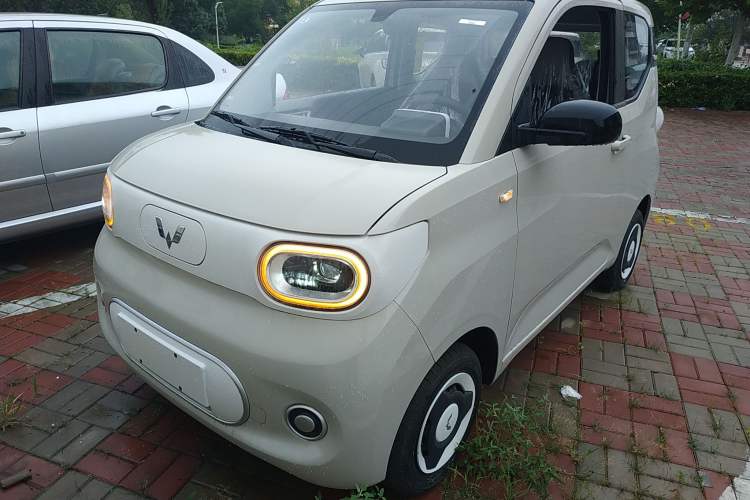 Used Wuling Hongguang MINIEV 2024 3rd Generation 215km Youth Edition