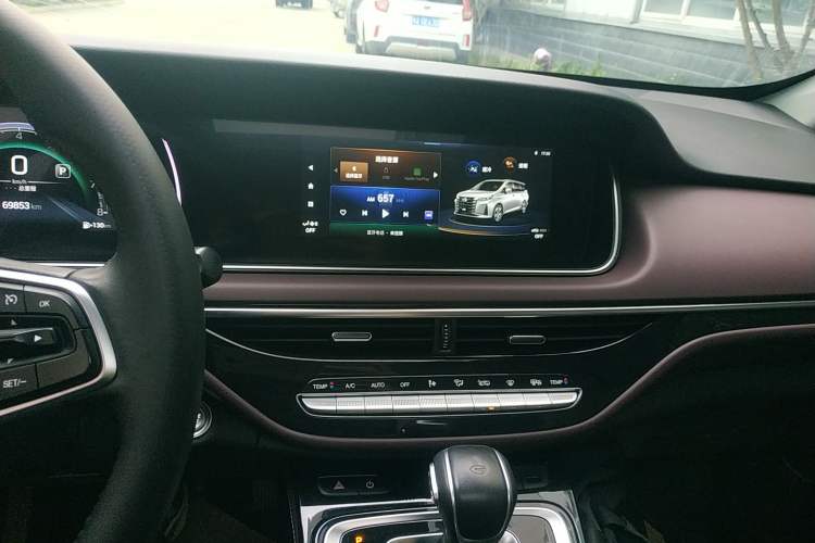 Used GAC Trumpchi M6 2023 PRO 270T DCT Luxury Edition Audio And AC Panel