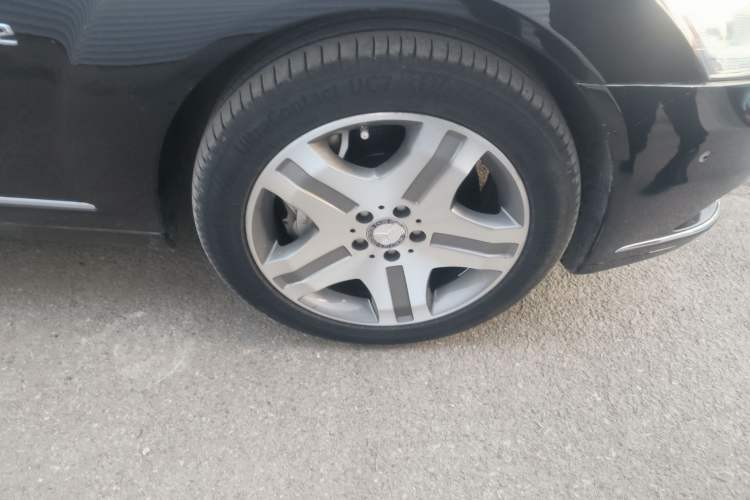 Used Mercedes-Benz S-Class 2010 S 600 L Right Front Wheel Hub