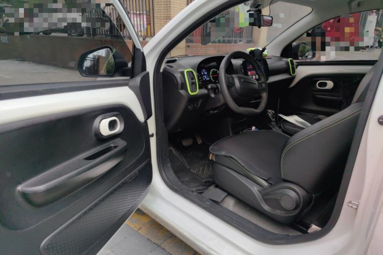 Used Roewe Clever 2021 302km All-Round Version Driver Seat