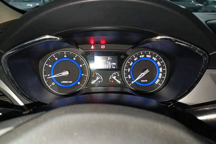 Used Changan Alsvin V7 2015 1.6L Manual Enjoyment Model China IV Standard