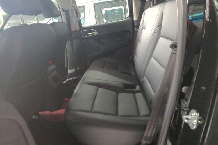 Used Great Wall Poer 2024 2.4T Commercial Version Automatic Diesel 4x4 Elite Edition