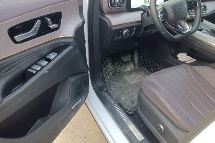 Used Chery Tiggo 9 2025 2.0T Automatic Two-Wheel Drive Luxury Edition 5 Seats