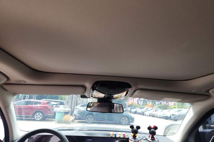 Used BMW i3 2024 eDrive 35 L Headliner