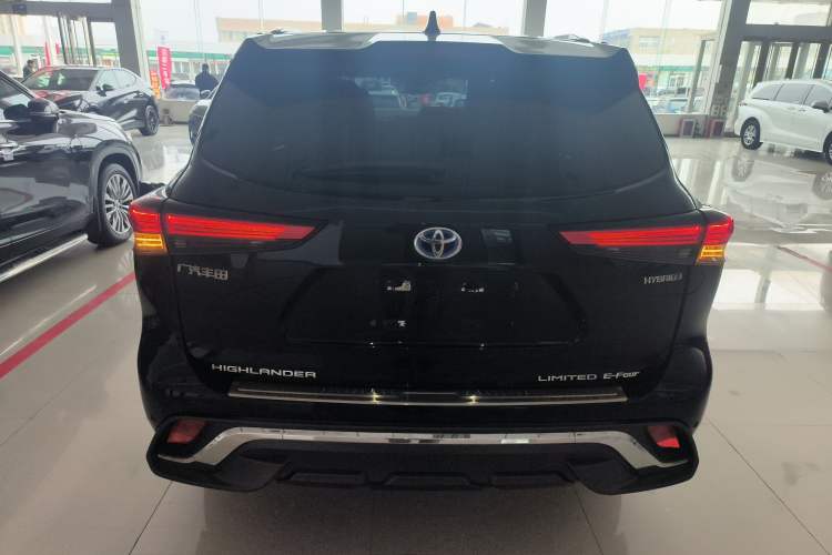 Used Toyota Highlander 2022 Dual-Engine 2.5L Four-Wheel Drive Supreme Edition 7-Seater Rear