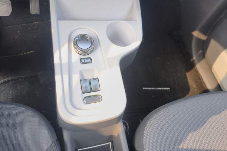 Used CHANGAN NEVO Lumin 2024 301km Launch Edition