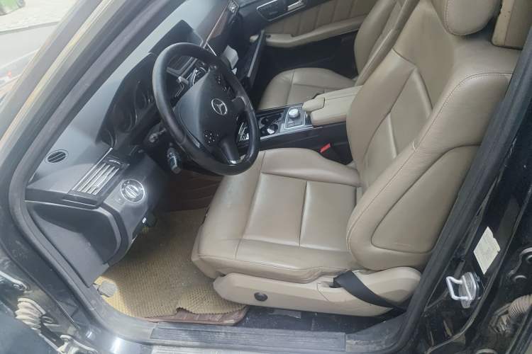 Used Mercedes-Benz E-Class 2010 E 300 L Fashion Model