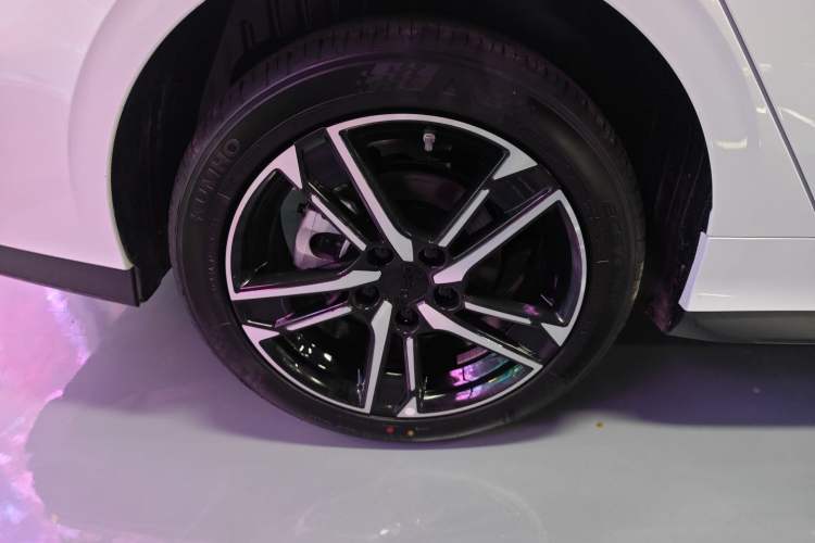 Used Geely Auto Binray 2024 Binrui COOL 1.5T DCT Longteng Edition
