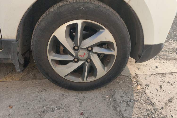 Used Wuling Hongguang 2016 1.5L S1 Deluxe Model China V-standard
