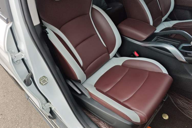 Used Geely Auto Emgrand X7 Sport 2022 1.8TD DCT Zhiya Trim Right Front Seat