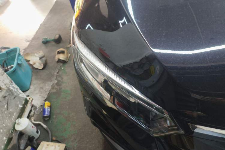 Used Zotye T500 2018 1.5T Automatic Smart Connected Prestige Model
