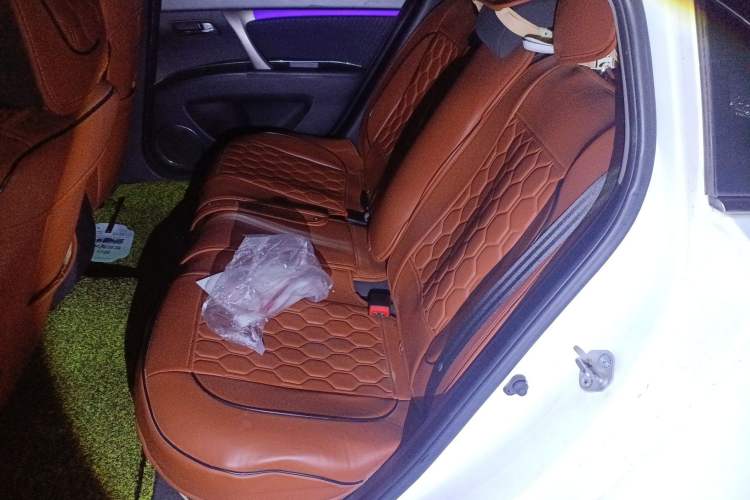 Used Haima M6 2015 1.5T Manual Comfort Model Left Rear Seat