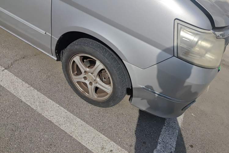 Used Dongfeng Shuaike 2012 2.0L Automatic Flagship 7-Seater
