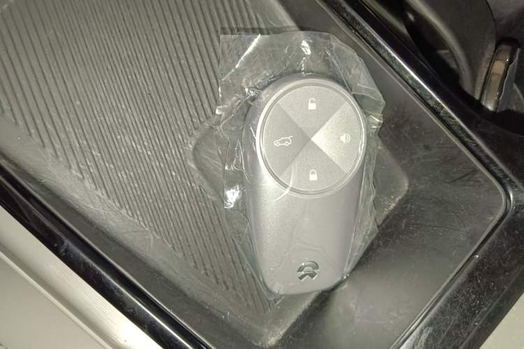 Used Nio ES8 2018 355 km Base Version 7-Seater Edition
