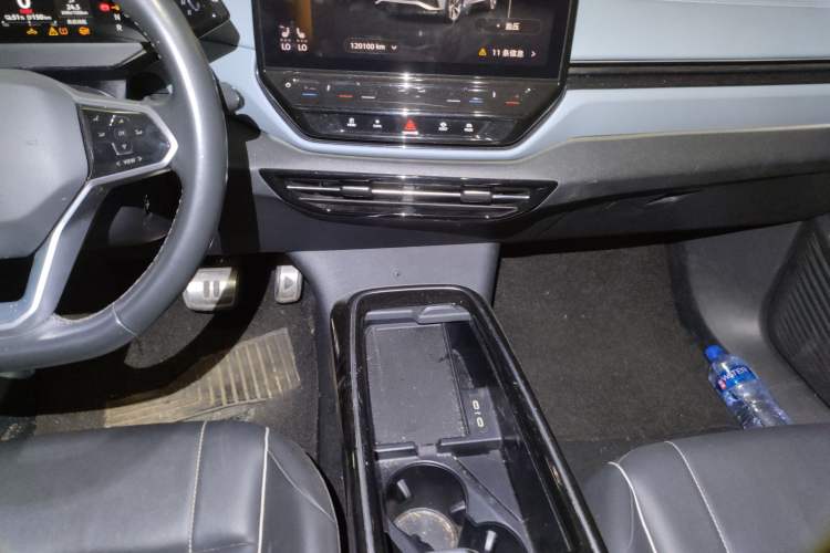 Used Volkswagen ID.4 X 2023 Pure Smart Edition Gear Lever