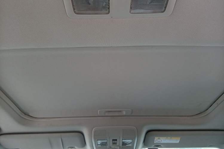 Used Mazda Atenza 2018 2.5L Blue Sky Sport Edition China VI compliant Headliner