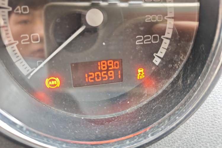 Used Peugeot 408 2011 1.6L Manual Comfort Edition
