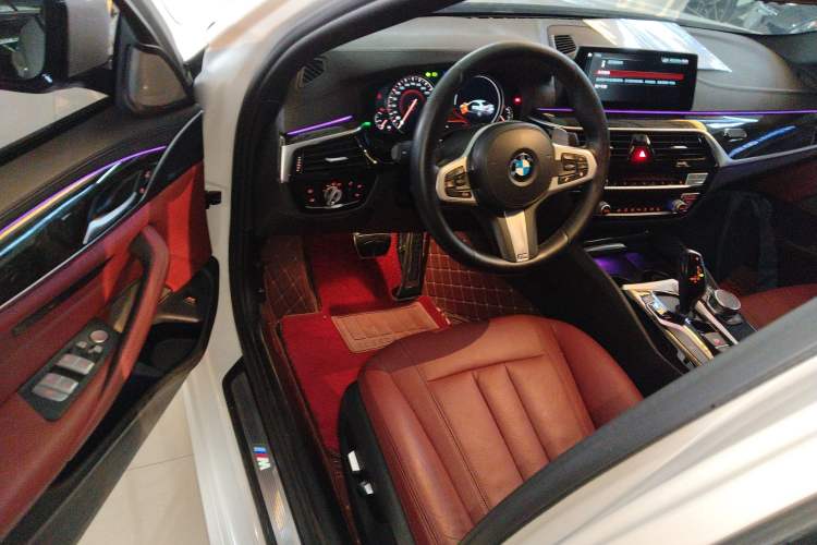 Used BMW 5 Series 2018 Facelifted 530Li xDrive M Sport Package
