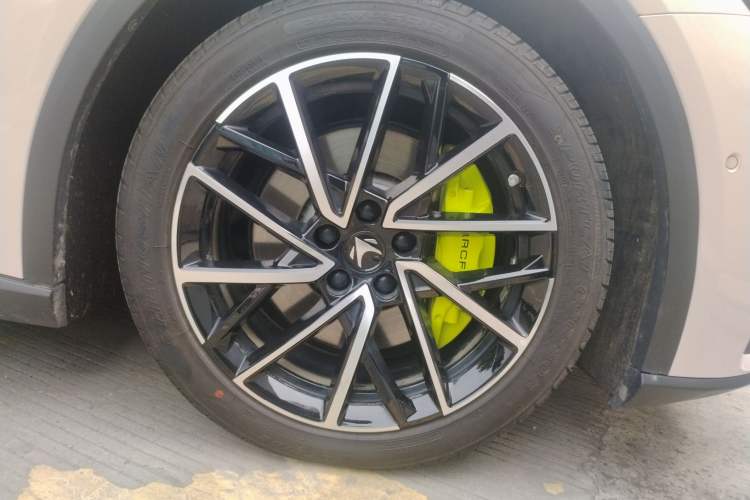 Used ARCFOX Alpha S5 2024 560MAX 185kW