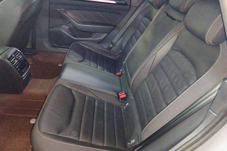 Used Volkswagen FAW-Volkswagen CC 2023 380TSI Striking Edition