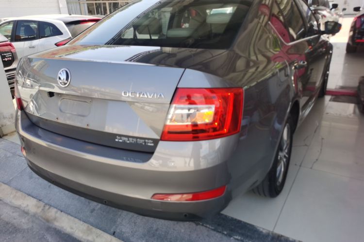 Used Skoda Octavia 2017 1.6L Automatic Chuanxing Edition
