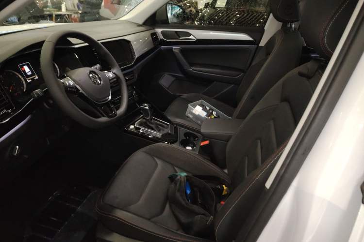 Used Volkswagen Tayron 2020 330TSI Two-Wheel Drive Luxury Smart Connectivity Version
