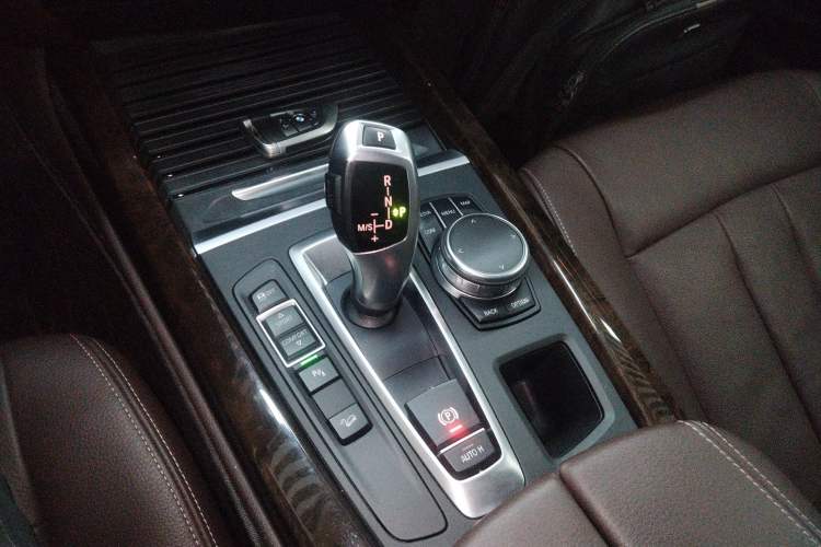 Used BMW X5 2017 xDrive28i
