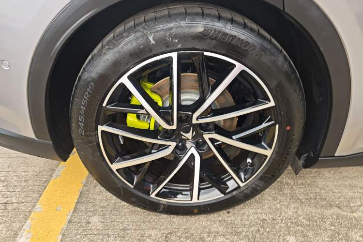 Used ARCFOX Alpha S5 2024 560MAX 185kW Right Rear Wheel Hub