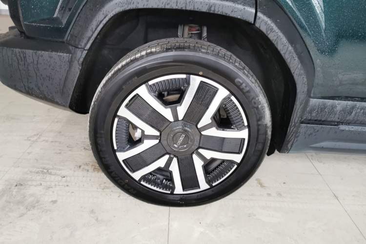 Used iCAR 03 2024 501km Four-wheel Drive Long-Range Advanced Version