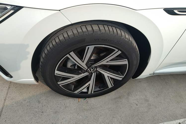 Used Volkswagen FAW-Volkswagen CC 2023 330TSI Ignite Edition Exterior 4