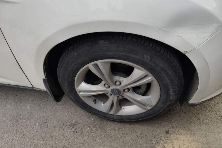 Used Ford Focus 2012 Hatchback 1.6L Automatic Fashion Edition
