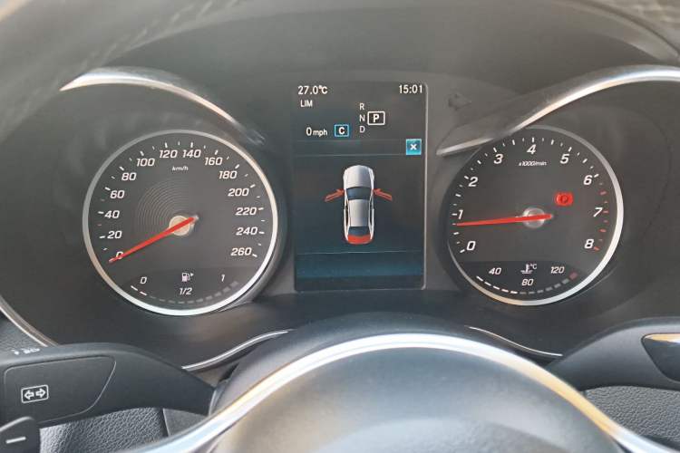 Used Mercedes-Benz C-Class 2019 C 180 L Fashion Edition Sport Version Instrument Cluster