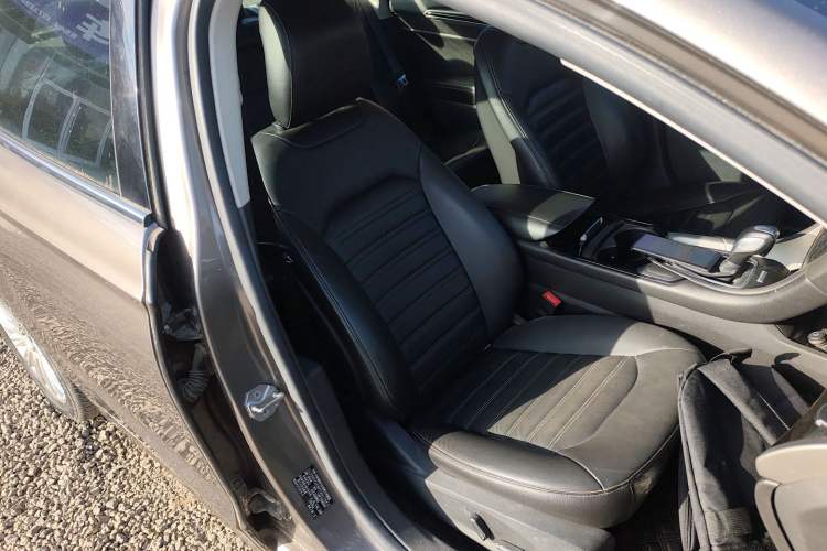 Used Ford Mondeo 2013 2.0L GTDi 200 Luxury Model