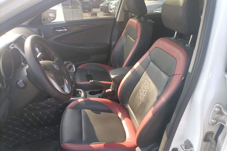 Used Changan Eado 2015 1.6L Manual Junku Model China V Standard
