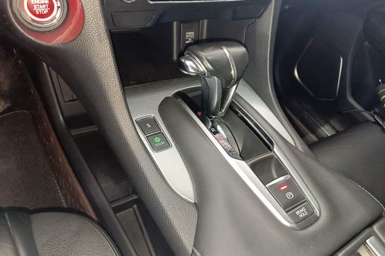 Used Honda Avancier 2017 240TURBO Two-Wheel Drive Comfort Version
