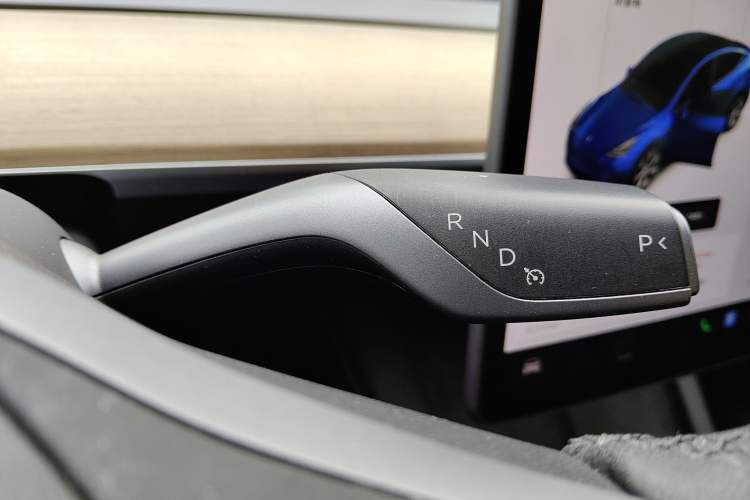 Used Tesla Model Y 2021 Standard Range Rear-Wheel Drive Version