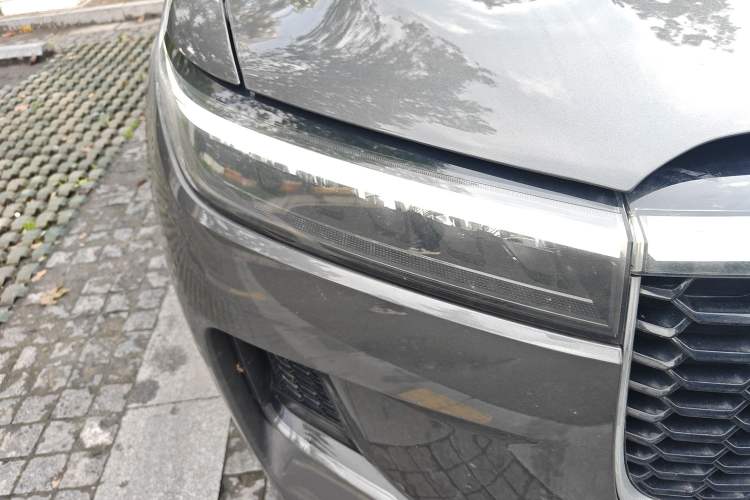 Used Li Auto ONE 2021 Extended-Range 6-Seater Version Right Front Headlight