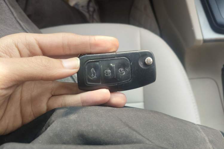 Used Ford Focus 2011 Hatchback 1.8L Automatic Fashion Edition
